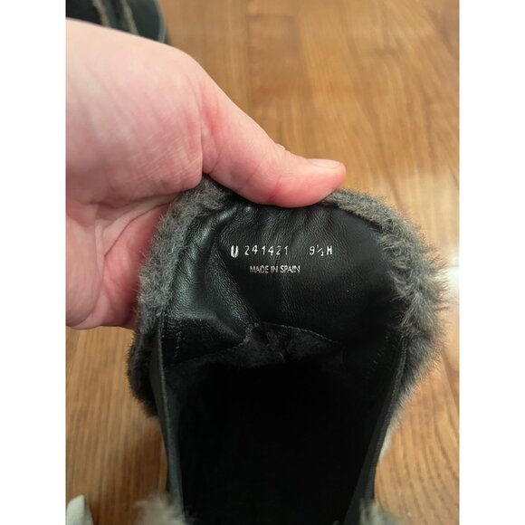 Stuart‎ Weitzman Suede Black Fur-Trim Ankle Boots Size 9.5 - Picture 5 of 7